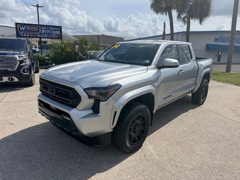 Used 2024 Toyota Tacoma SR5 RWD image 3
