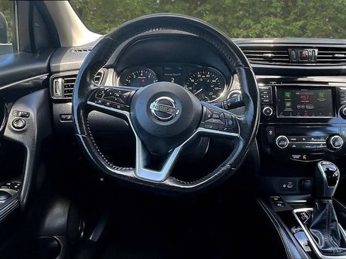 Used 2019 Nissan Rogue Sport SL w/ Premium Package AWD/4WD image 8