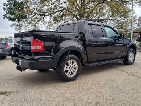 Used 2008 Ford Explorer Sport Trac XLT image 8