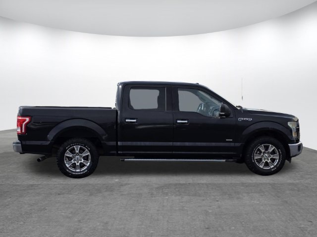 Used 2015 Ford F150 XLT w/ Equipment Group 301A Mid RWD image 3