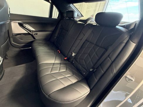 Certified 2024 BMW 760i xDrive w/ Executive Package AWD/4WD image 14