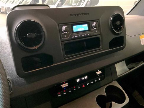 New 2025 Mercedes-Benz Sprinter 2500 image 22