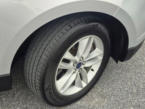 Used 2016 Ford Edge SEL image 3