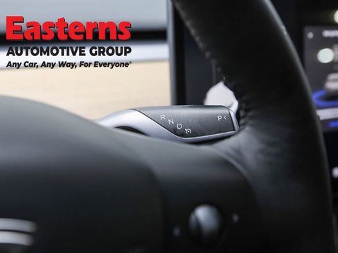 Used 2022 Tesla Model 3 Performance image 13