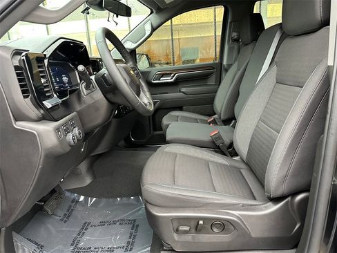 Used 2024 Chevrolet Silverado 1500 LT image 19