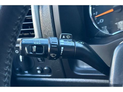 Used 2012 Chevrolet Colorado LT image 27