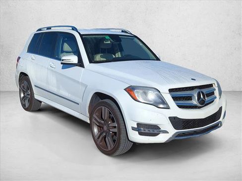 Used 2015 Mercedes-Benz GLK 350 2WD image 3