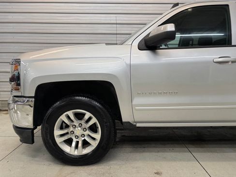 Used 2018 Chevrolet Silverado 1500 LT w/ All Star Edition image 4