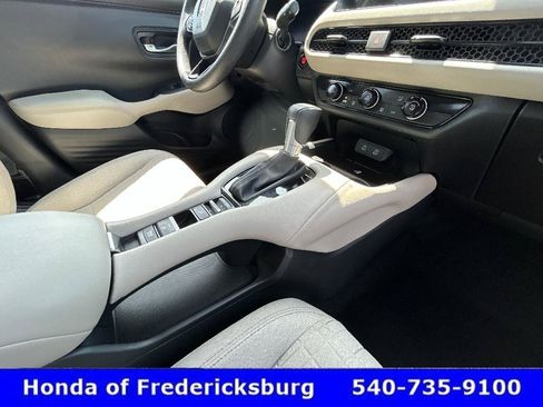 Certified 2026 Honda HR-V LX image 21
