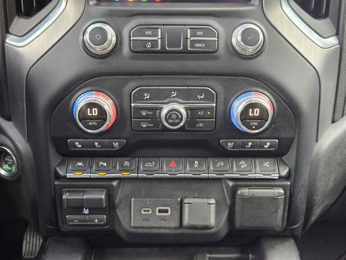 Used 2019 GMC Sierra 1500 Denali w/ Denali Carbonpro Edition AWD/4WD image 18