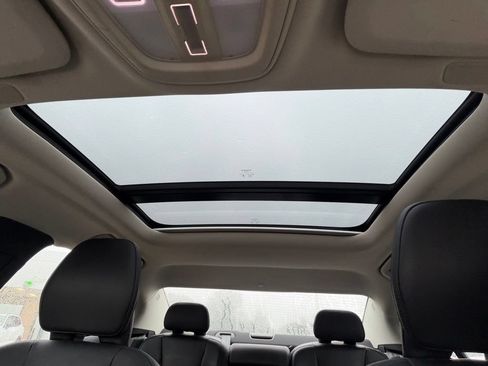 Used 2025 Volvo S60 B5 Core FWD image 22