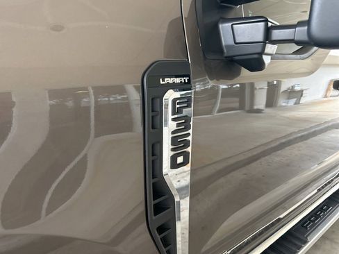 Used 2023 Ford F350 Lariat AWD/4WD image 13