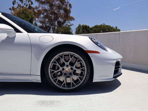 Certified 2026 Porsche 911 Carrera S RWD image 11