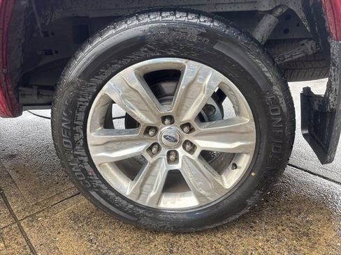 Used 2015 Ford F150 Platinum w/ Equipment Group 701A Luxury image 11