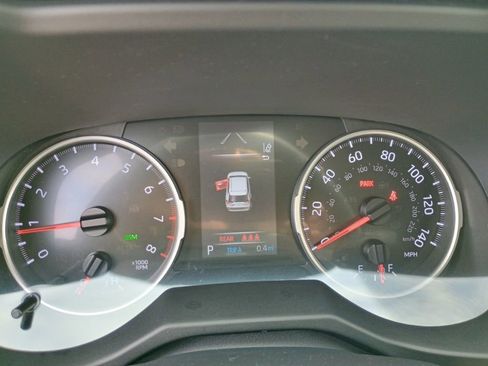 Used 2021 Toyota RAV4 XLE Premium image 28