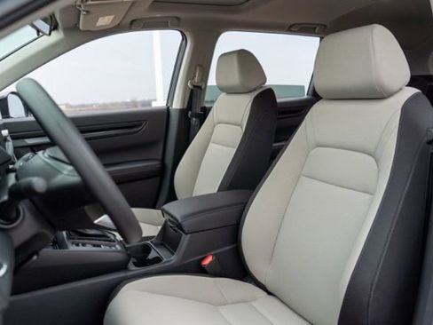 Used 2025 Honda CR-V EX image 18