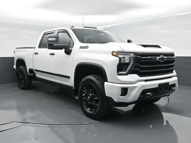 Used 2024 Chevrolet Silverado 3500 High Country w/ High Country Premium Package AWD/4WD image 1