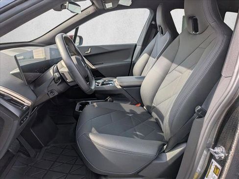 Used 2026 BMW iX xDrive45 image 16