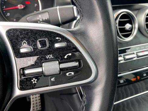 Used 2022 Mercedes-Benz GLC 300 image 17