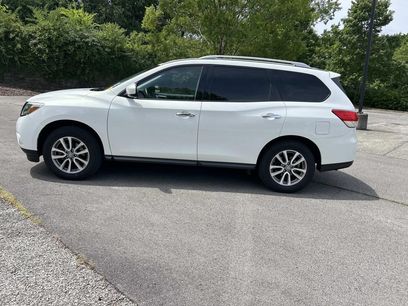 Used 2014 Nissan Pathfinder SV