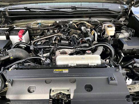 Used 2025 Toyota Tacoma Limited image 31