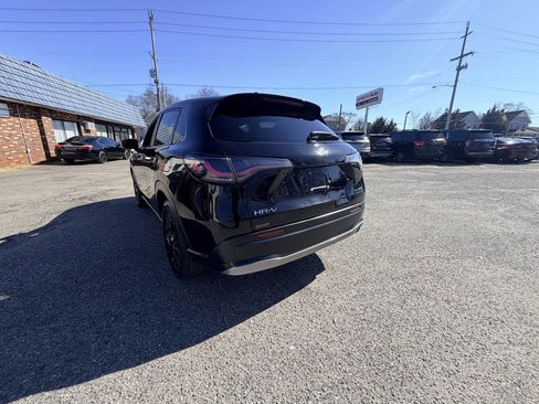 Used 2024 Honda HR-V Sport image 14