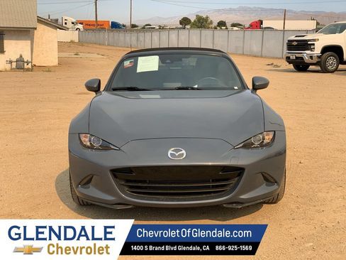 Used 2021 MAZDA MX-5 Miata Grand Touring RWD image 2