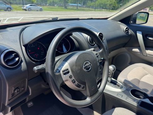 Used 2013 Nissan Rogue SV w/ Premium Pkg AWD/4WD image 15
