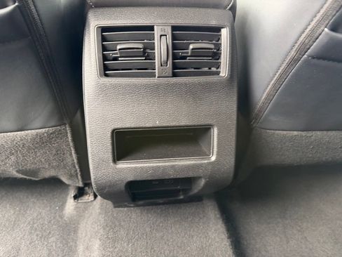 Used 2024 Mitsubishi Outlander SE FWD image 27