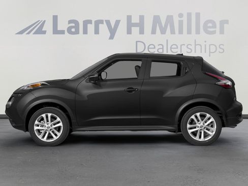 Used 2017 Nissan Juke SL image 3
