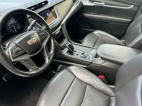 Certified 2023 Cadillac XT5 Sportv w/ Technology Package image 10