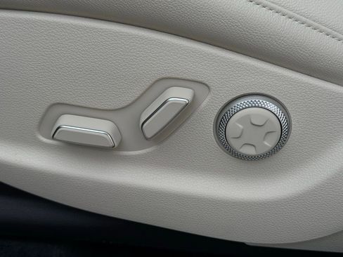 New 2026 Genesis GV80 2.5T Select image 29