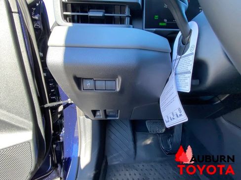 New 2026 Toyota RAV4 SE AWD/4WD image 32