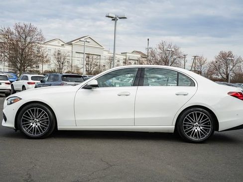 Used 2025 Mercedes-Benz C 300 4MATIC Sedan image 4