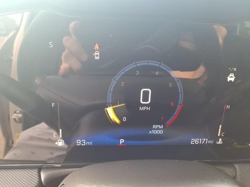 Used 2026 Chevrolet TrailBlazer RS w/ Convenience Package FWD image 8