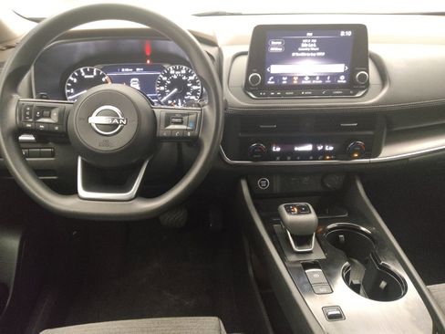 Used 2023 Nissan Rogue SV FWD image 22