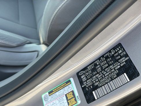 Certified 2023 Hyundai Elantra SEL w/ Convenience Package FWD image 29