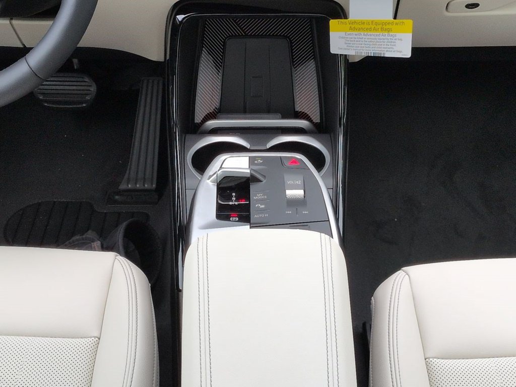New 2027 BMW X1 xDrive28i AWD/4WD image 19
