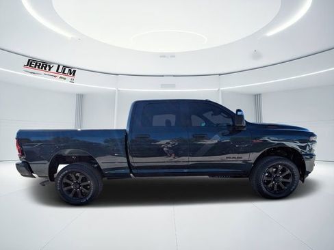 New 2026 RAM 2500 Big Horn AWD/4WD image 2