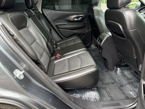 Used 2020 GMC Terrain SLT w/ GMC Pro Grade Package AWD/4WD image 14