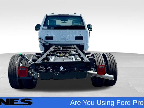 New 2025 Ford F550 XL image 9