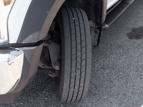 Used 2018 Ford F550 2WD Crew Cab Super Duty image 44