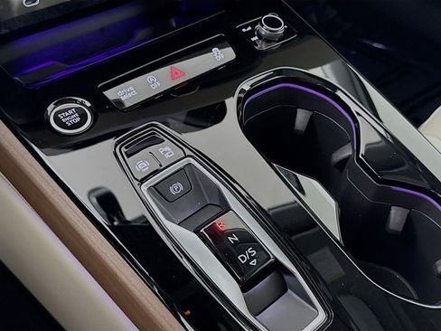 Used 2025 Audi A5 2.0T Premium w/ Convenience Package image 18