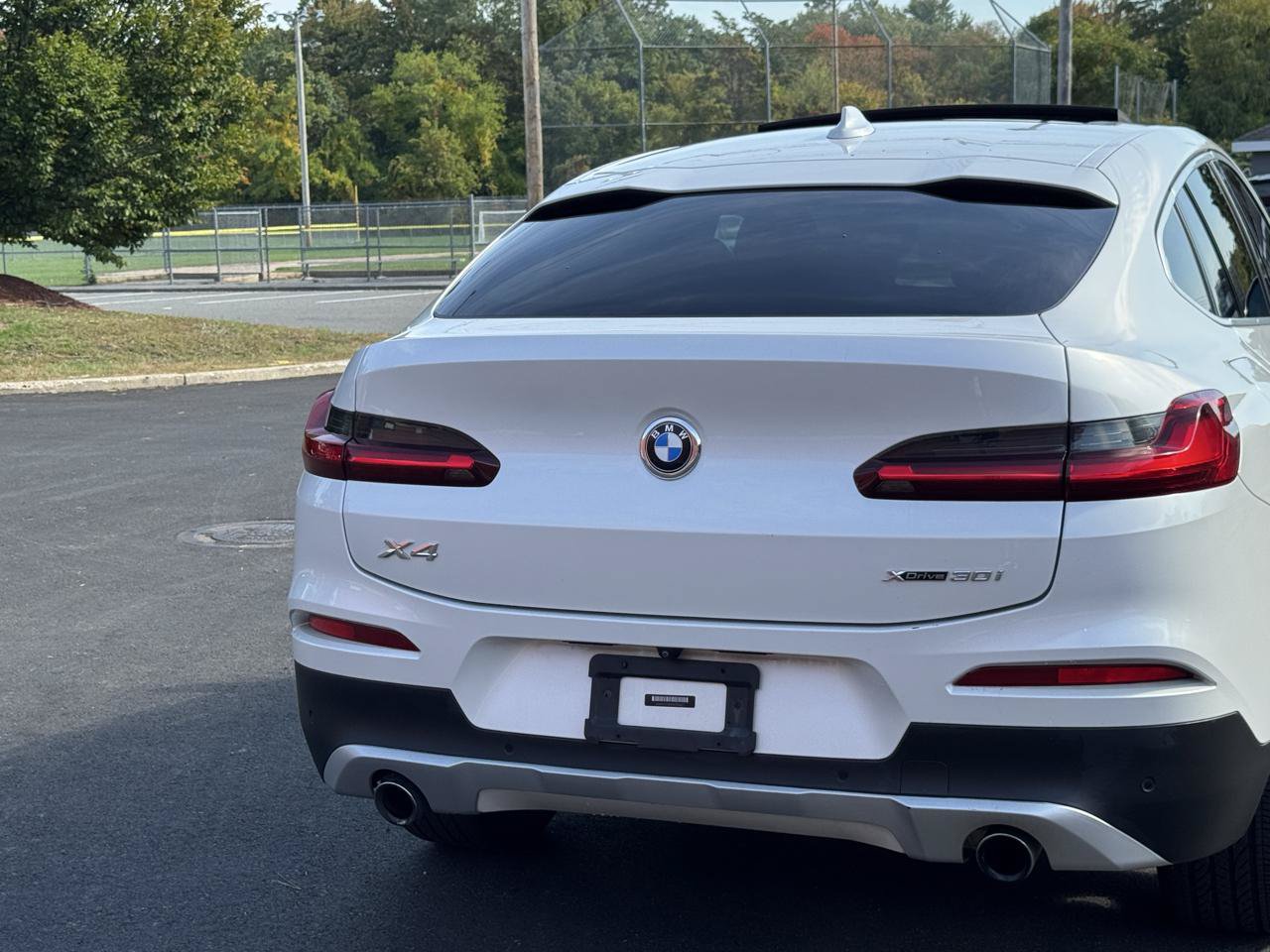 Used 2021 BMW X4 xDrive30i w/ Premium Package AWD/4WD image 7