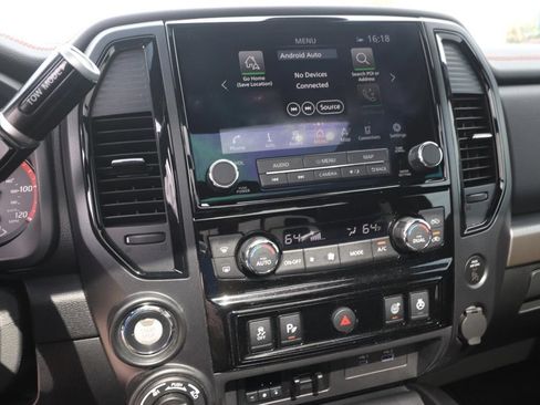 Used 2024 Nissan Titan PRO-4X w/ Pro-4x Convenience Package AWD/4WD image 22