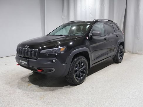 Used 2020 Jeep Cherokee Trailhawk w/ Cold Weather Group AWD/4WD image 6