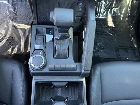 Used 2024 Toyota Tacoma SR image 29