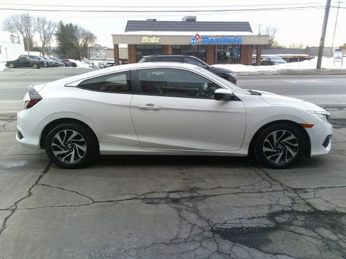 Used 2017 Honda Civic LX-P image 6