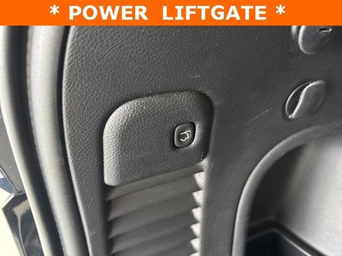 Used 2022 Jeep Grand Cherokee Limited w/ Tech Group image 33