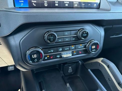 New 2026 Ford Bronco Badlands AWD/4WD image 19